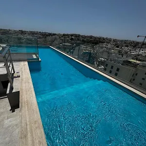 spinola-hotel.hotelssaintjulians.com/
